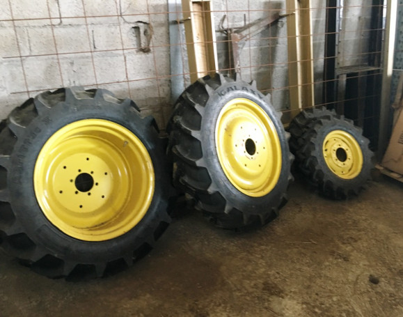 04 PNEUMATICI AGRITAC GALAXY