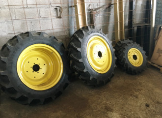 04 PNEUMATICI AGRITAC GALAXY