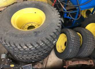 04 PNEUMATICI MULTI TRAC C-S TITAN