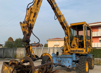 CARICA LETAME BERTANI SEMOVENTE