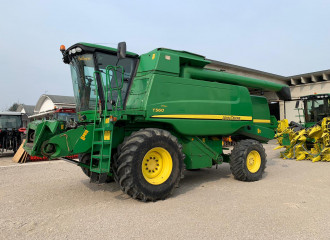 JOHN DEERE T 560