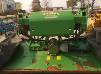 FALCIACONDIZIONATRICE JOHN DEERE 131