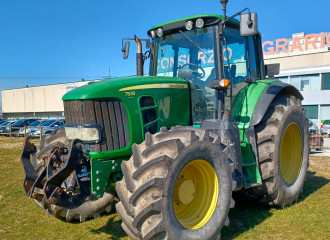 JOHN DEERE 7530